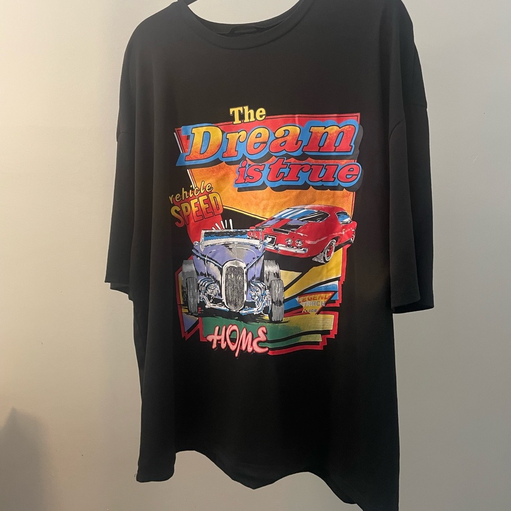 Oversized Tee - Picture 2 of 6